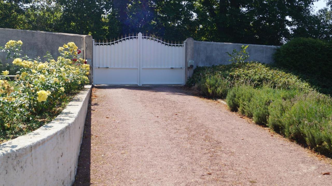 La Loumas Villa Chargé Kültér fotó